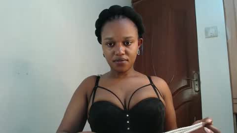 tania online show from 04/07/26, 01:11