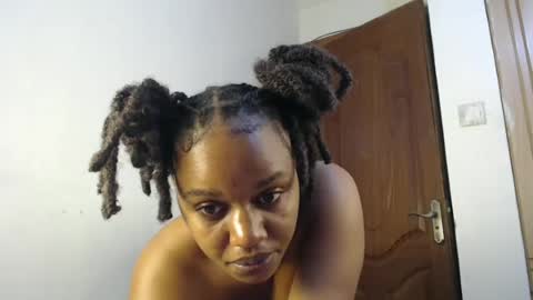 Snapshot of tannia004 chatting on 06/14/26, 09:28 tania online show from 06/14/26, 09:28