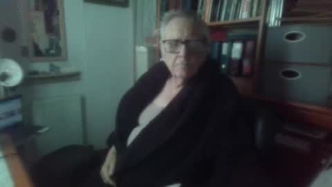 Snapshot of tantric43 chatting on 04/30/26, 10:10 alex tanner online show from 04/30/26, 10:10