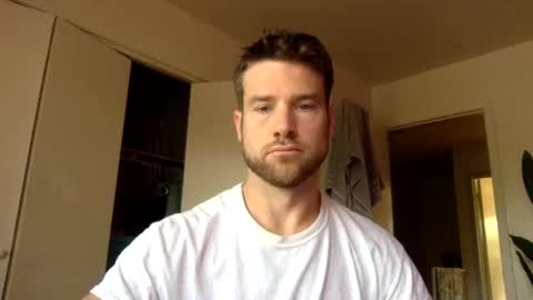 Dr. Love online show from 09/14/25, 01:21