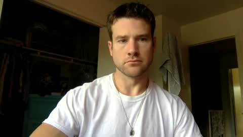 Dr. Love online show from 09/22/25, 03:25