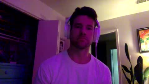 Dr. Love online show from 09/23/25, 11:35