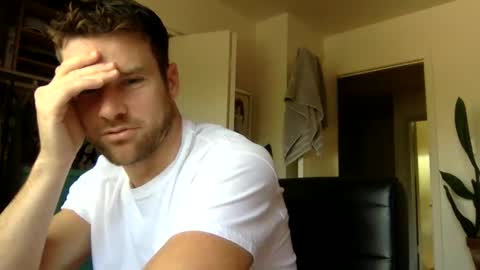 Dr. Love online show from 10/01/25, 03:51