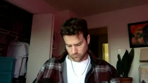 Dr. Love online show from 11/25/25, 01:22