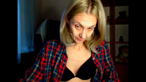 tanya online show from 12/03/25, 12:03