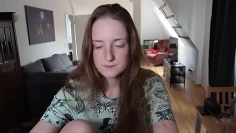 Tanya Chudo online show from 11/04/25, 12:26