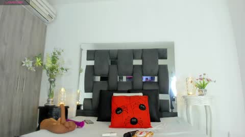 Tanya online show from 12/29/24, 10:45