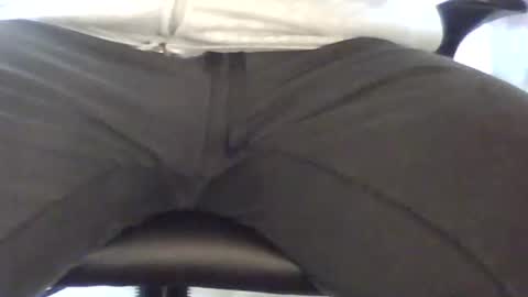 Snapshot of tap_b chatting on 01/08/25, 01:52 Patrick online show from 01/08/25, 01:52