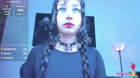 xemy Please help me to reach 1000 thumbs up online show from 12/03/24, 10:07