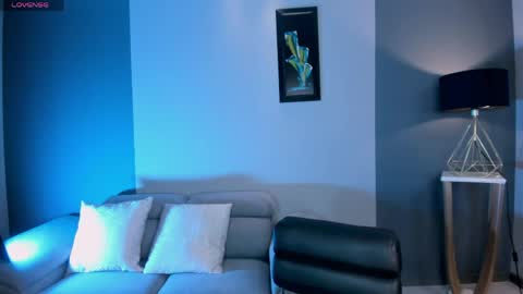 Tara Lawrence online show from 04/24/26, 04:04