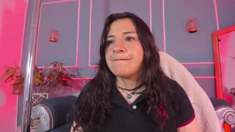 Tara online show from 10/23/25, 02:33