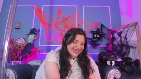 Tara online show from 10/26/25, 02:28