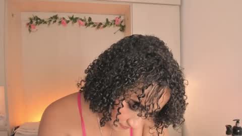  T A R A  online show from 09/30/25, 04:39