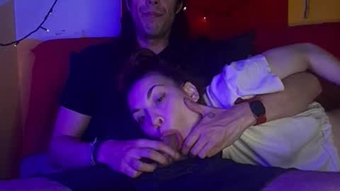 T  J   online show from 12/14/25, 06:45