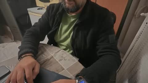 tarkan198 online show from 10/29/25, 07:04