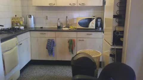 Snapshot of tarpat_20 chatting on 09/17/25, 06:04 Genaro Thode online show from 09/17/25, 06:04