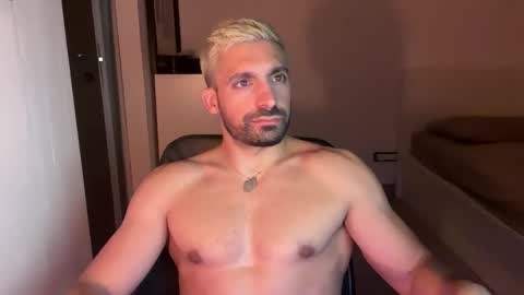 tarquit8 online show from 09/12/25, 09:04