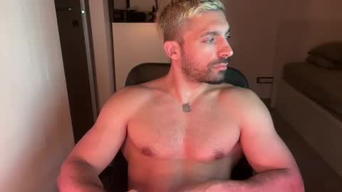 tarquit8 online show from 09/24/25, 08:45