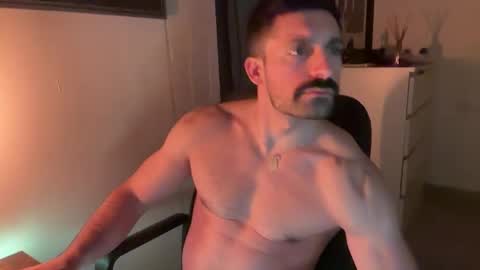 Snapshot of tarquit8 chatting on 02/18/26, 09:33 tarquit8 online show from 02/18/26, 09:33