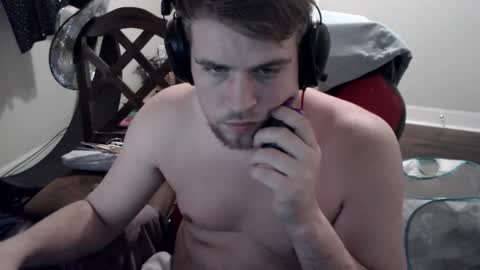 tarus333 online show from 12/18/24, 05:26