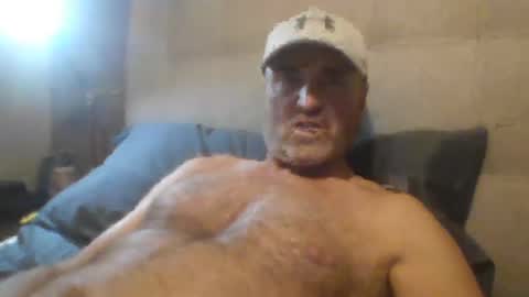 Snapshot of tarzeny77 chatting on 09/13/25, 05:46 tarzeny77 online show from 09/13/25, 05:46