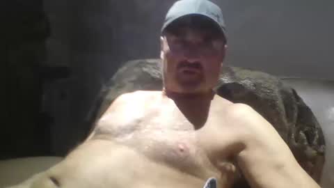 Snapshot of tarzeny77 chatting on 10/12/25, 03:27 tarzeny77 online show from 10/12/25, 03:27