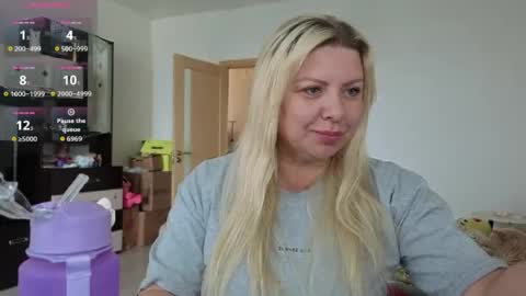 Snapshot of tasha__moon chatting on 06/16/26, 01:14 Tasha Moon online show from 06/16/26, 01:14