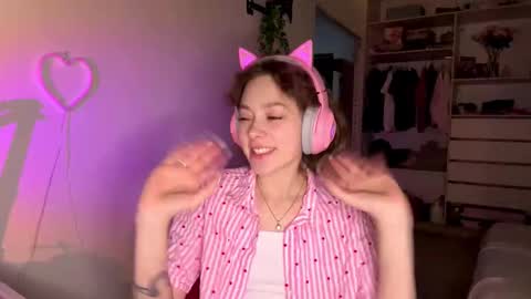 Snapshot of tashajovich chatting on 02/23/26, 10:07 Darlin online show from 02/23/26, 10:07