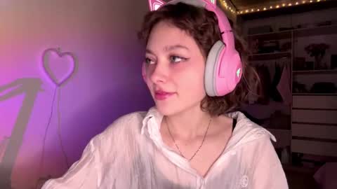 Snapshot of tashajovich chatting on 03/04/26, 11:11 Darlin online show from 03/04/26, 11:11