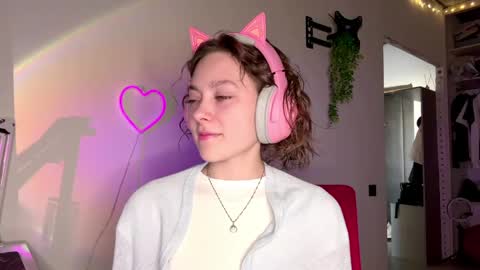 Snapshot of tashajovich chatting on 05/06/26, 10:26 Darlin online show from 05/06/26, 10:26