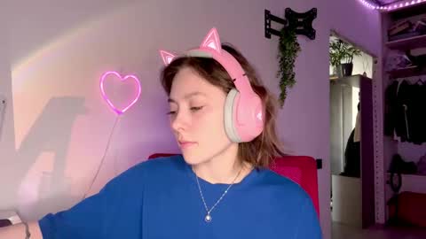 Snapshot of tashajovich chatting on 05/13/26, 10:17 Darlin online show from 05/13/26, 10:17