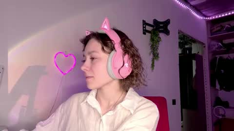 Snapshot of tashajovich chatting on 05/14/26, 10:16 Darlin online show from 05/14/26, 10:16
