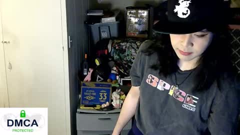 Snapshot of tashakai chatting on 01/11/25, 04:03 TashaKai online show from 01/11/25, 04:03