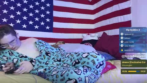 Snapshot of tasteflavored_femboy chatting on 02/25/25, 07:14 Taste online show from 02/25/25, 07:14