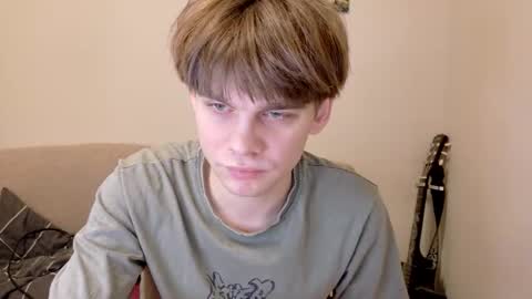 tasteithorny online show from 04/01/26, 01:50