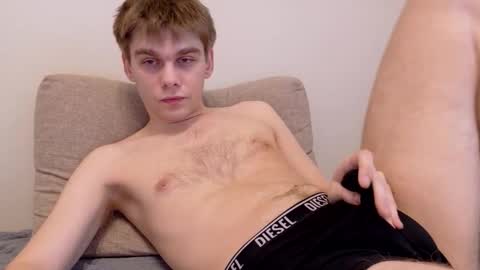 Snapshot of tasteithorny chatting on 06/03/26, 03:06 tasteithorny online show from 06/03/26, 03:06