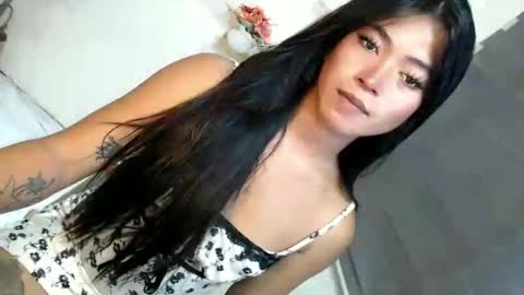 Snapshot of tasteofinnocent69 chatting on 09/12/25, 05:40 online show from 09/12/25, 05:40