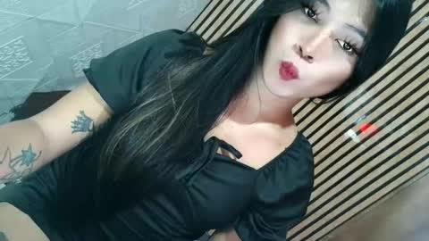   online show from 11/05/25, 06:52