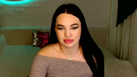 Snapshot of tasty_babyy chatting on 01/19/25, 09:13 tasty_babyy online show from 01/19/25, 09:13