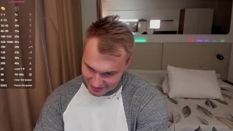 My shows 2100500 UTC3 online show from 12/01/24, 09:04