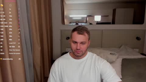 My shows 2100500 UTC3 online show from 01/02/25, 08:24