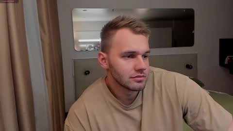 My shows 2100500 UTC3 online show from 02/12/25, 04:33