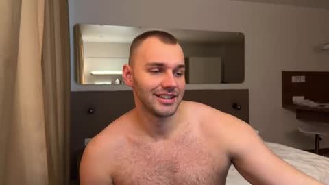 My shows 2100500 UTC3 online show from 09/27/25, 05:45