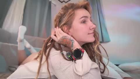 RHEA  pronanciation like Reya   online show from 10/19/25, 02:07