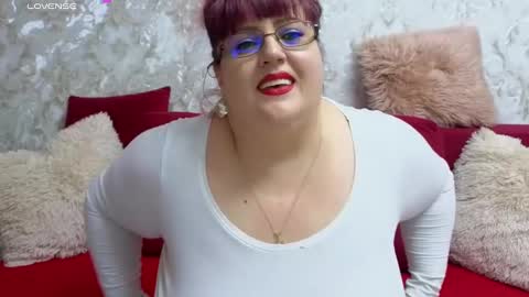 Snapshot of tastychubby chatting on 02/04/25, 08:35 Clau online show from 02/04/25, 08:35