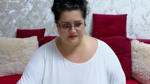 Snapshot of tastychubby chatting on 09/23/25, 04:26 Clau online show from 09/23/25, 04:26