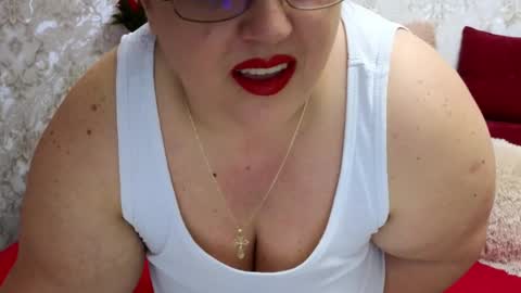 Clau online show from 04/23/26, 11:53