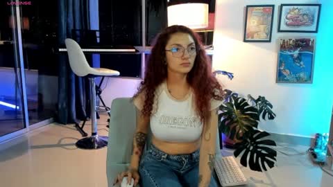 Snapshot of tastymeli8 chatting on 12/23/24, 08:33 Meli online show from 12/23/24, 08:33