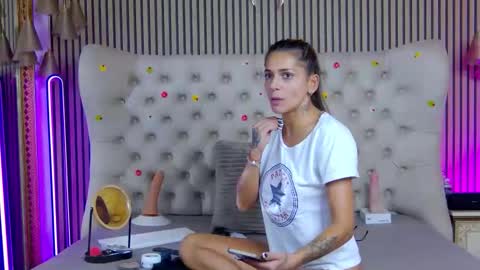 TastyPatricia online show from 10/12/25, 10:47