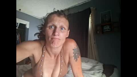 tastypeach6989 online show from 06/10/26, 08:41